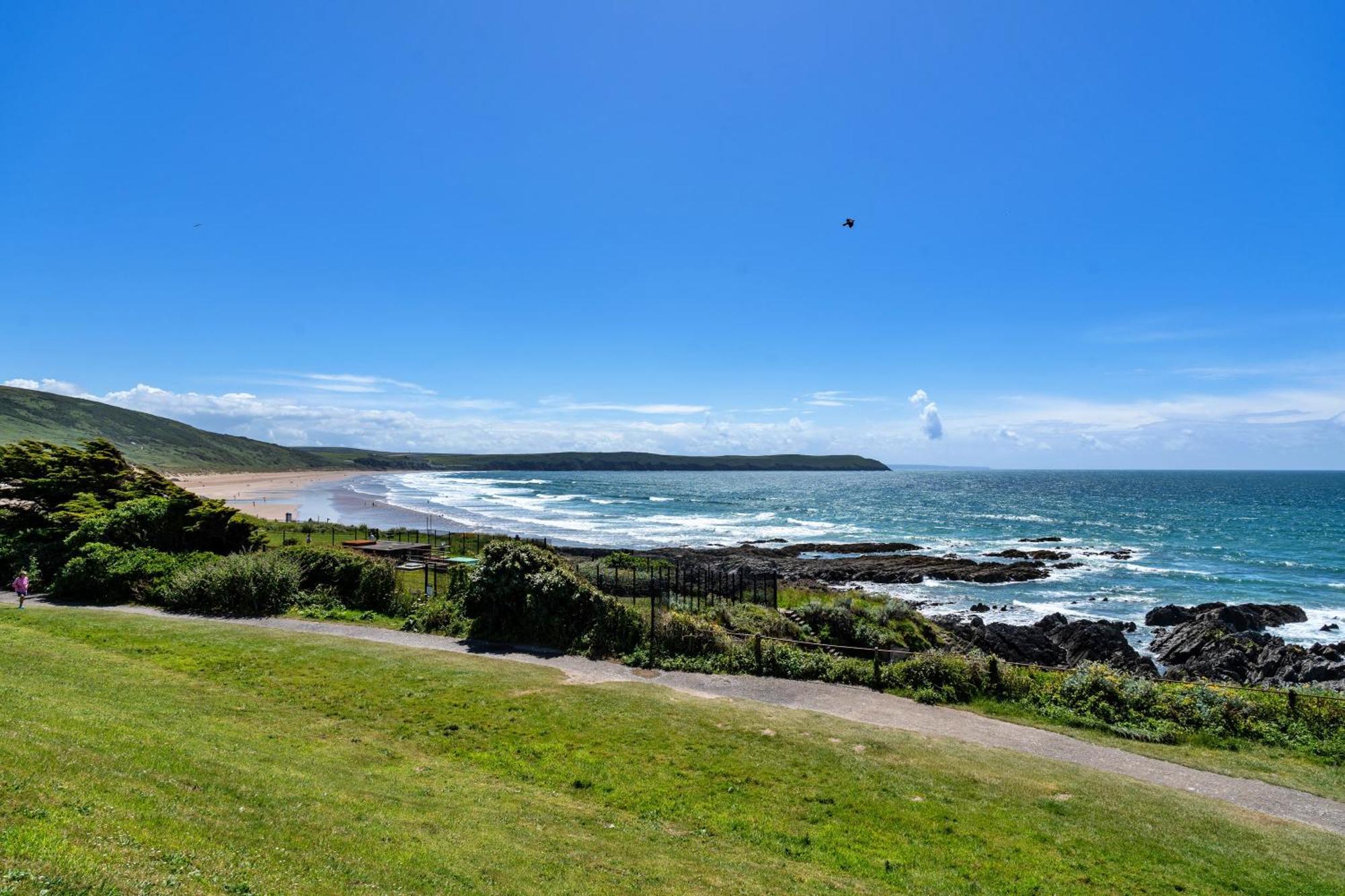 Finest Retreats - Ocean Lookout - Luxury Woolacombe Beach Apartment With Sea Views Exterior photo
